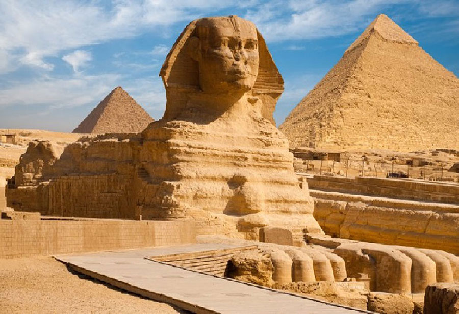 Giza pyramids & Sphinx