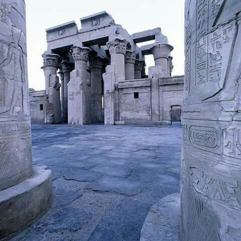 DAY TRIP TO KOM OMBO AND EDFU TEMPLES FROM ASWAN